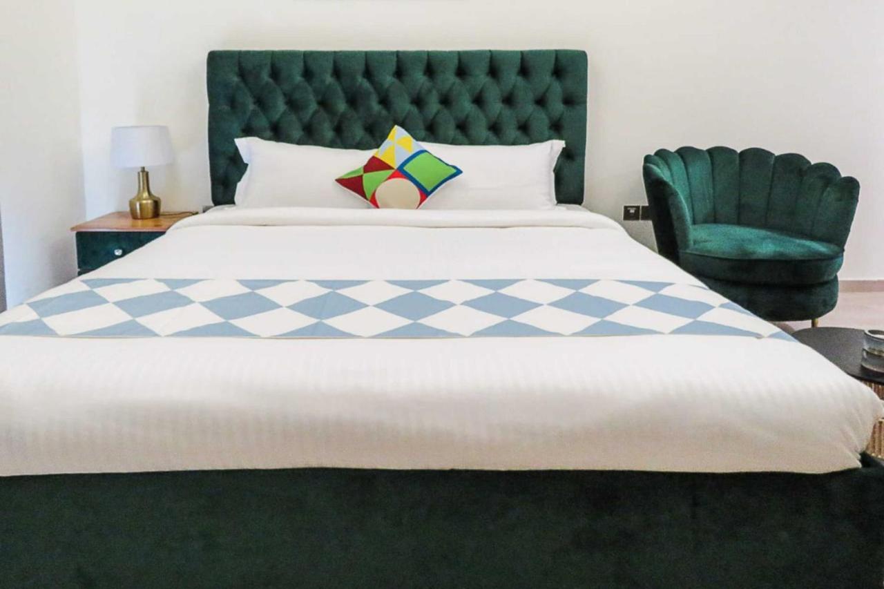 Oyo 860 Studio Apartment, Maya Tower 4, Jumeirah Village Triangle Dubaj Kültér fotó